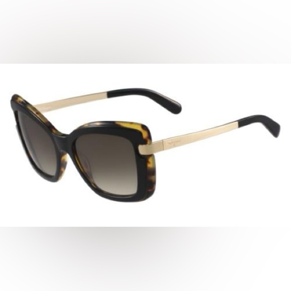 Salvatore Ferragamo SF814S. Never used. No tags